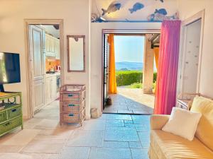Gallery image of Sea View Apartment with Sunset Terrace - WiFi - 5 min Porto Cervo by Coral Property in Baja Sardinia
