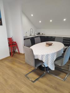 Fotografie z fotogalerie ubytování Apartman Orhideja v destinaci Sveti Rok