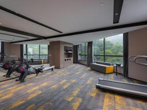 Fitness centrum a/nebo fitness zařízení v ubytování Hampton by Hilton Dongguan Fenggang