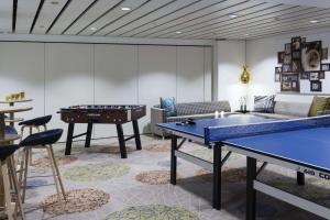 Lauatennis majutusasutuses Scandic Regina või selle läheduses