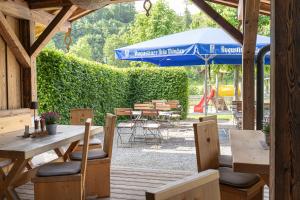 Restauracja lub miejsce do jedzenia w obiekcie Appartements Liebe Heimat
