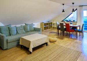 Posezení v ubytování Karádi apartman