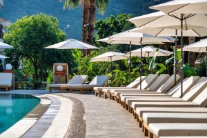Bazén v ubytování Ata Lagoon Beach Hotel nebo v jeho okolí