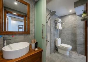 Vannituba majutusasutuses Huazhu Xizhou Impression Inn Furong Town Waterfall Branch
