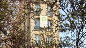 Certifikát, hodnocení, plakát nebo jiný dokument vystavený v ubytování Campanile PRIME - Paris 15 Tour Eiffel