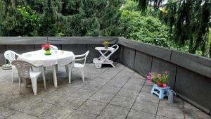 A balcony or terrace at Villa Le Vignole