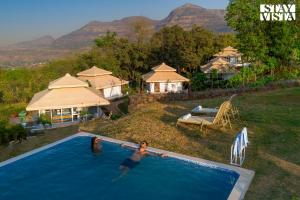 Peisaj natural din apropierea acestei vile