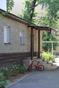 Jízda na kole v ubytování Hostel Nomad nebo okolí