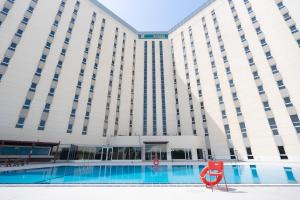 Bazén v ubytování Acacia Hotel by Blue Collection nebo v jeho okolí