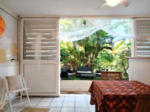 Gallery image of Bleu Lagon - Lagon à 100m - Terrasse & Jardinet in Saint-Paul +31 photos