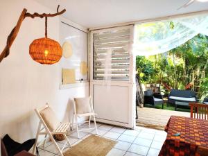 Gallery image of Bleu Lagon - Lagon à 100m - Terrasse & Jardinet in Saint-Paul