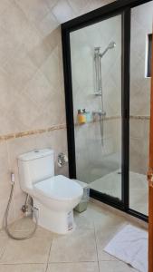 Koupelna v ubytování View Talay Holiday Resort + 17 fotografií