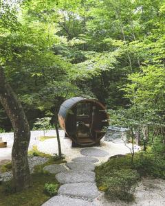 O grădină în afara NASU terrace LEI プライベートバレルサウナとハーブ香るガーデンBBQ