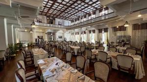 Restaurace v ubytování Hotel Suisse