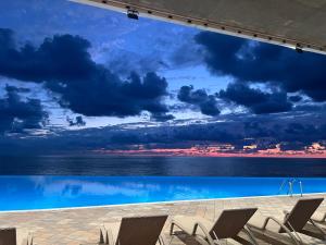 Bazén v ubytování ბამბუ ბიჩ ციხისძირი bamboo beach tsikhisdziri nebo v jeho okolí