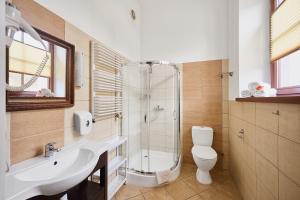 Kamienica pod Kasztanami Świnoujście (Usedom Insel)的一间浴室