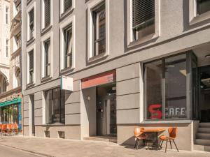 Budova, kde se aparthotel nachází