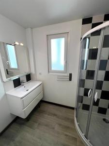 Ένα μπάνιο στο L' Arène Romaine