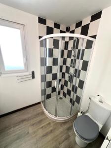 Ένα μπάνιο στο L' Arène Romaine +8 φωτογραφίες