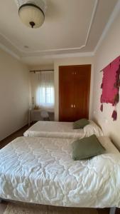 Afbeelding uit fotogalerij van Algarrobo Room, your corner of calm and magical views in Alzira