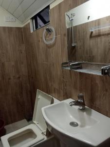 Koupelna v ubytování Nuwara Eliya Homestay + 10 fotografií