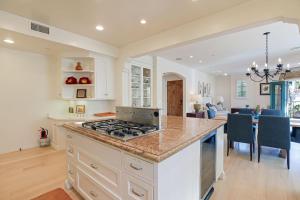 Afbeelding uit fotogalerij van Casa Cielo in Santa Barbara