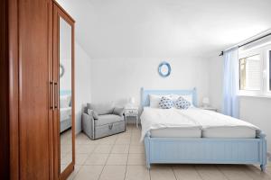 Letto o letti in una camera di Boutique Guesthouse Sveti Petar, on the beach, heated pool & boat berth - ADULT ONLY