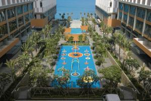 eine Luftaufnahme des Pools im Resort in der Unterkunft Apec Beach Mui Ne Resort in Mui Ne