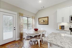 Gallery image of Serendipity in Bella Vista