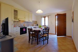 Una cocina o cocineta en Il giardino di Elisa 17 fotos más