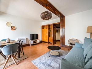 Μια τηλεόραση ή/και κέντρο ψυχαγωγίας στο Akisol Troia Retreat