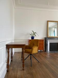 Foto sihtkohas La Celle-sous-Gouzon asuva majutusasutuse Suite privative avec Balcon, Domaine des Étoiles galeriist