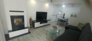 Μια τηλεόραση ή/και κέντρο ψυχαγωγίας στο Urban House M & M