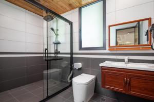 Longsheng Xichuangyue B&B Hotel的一间浴室