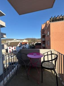 Hotel Rheinfall的阳台或露台