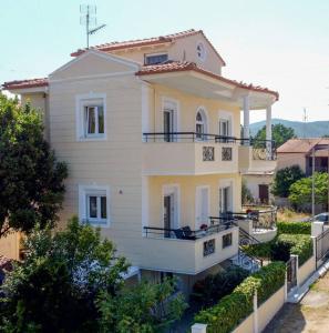 The building in which A villát is located