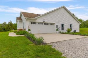 Το κτήριο όπου στεγάζεται  η παραθεριστική κατοικία