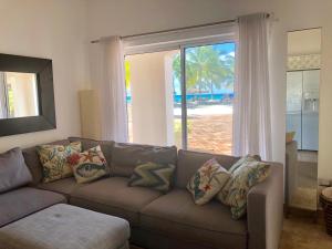 Φωτογραφία από το άλμπουμ του Cadaques Caribe 2BR Apt Free Wifi and Parking σε Bayahibe