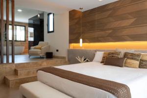 Postel nebo postele na pokoji v ubytování Villa Luxury Mojacar Beach + 28 fotografií