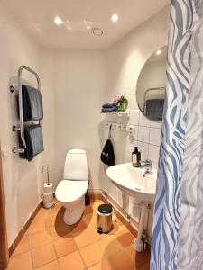 Koupelna v ubytování Rävåkra B&B Österlen