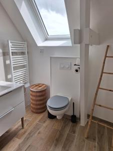 Koupelna v ubytování Duplex avec vue sur mer-La Rose des Vents