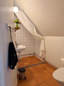 Koupelna v ubytování Rävåkra B&B Österlen