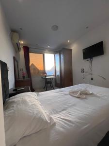 Легло или легла в стая в Middle East Stay & Tours
