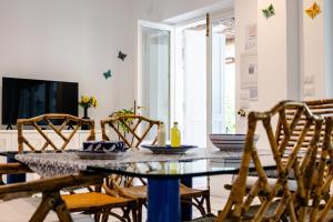 Μια τηλεόραση ή/και κέντρο ψυχαγωγίας στο Villa Gilù in Sorrento coast - De Vivo Realty