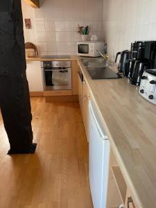 Billede fra billedgalleriet på Altes Landhaus Oste, Appartement- Hotel mit Kamin i Hemmoor + 54 billeder