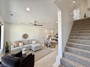 Χώρος καθιστικού στο Modern Desert Townhome in Kanab Close to Zion