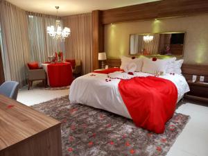 Postel nebo postele na pokoji v ubytování L´acordes Hotel + 37 fotografií