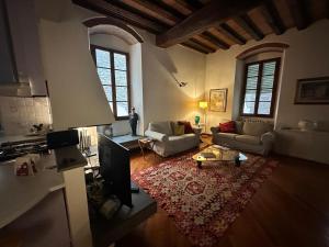 Ruang duduk di Acacia Firenze - Quercia +18 gambar
