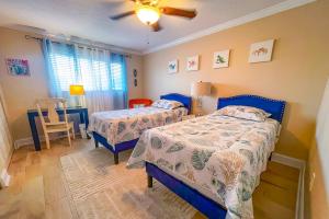 Katil atau katil-katil dalam bilik di Ocean Serenity, Unit #102 +26 gambar