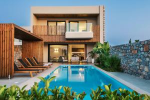 Kolam renang di atau dekat dengan Aethrion Villas & Suites +22 gambar